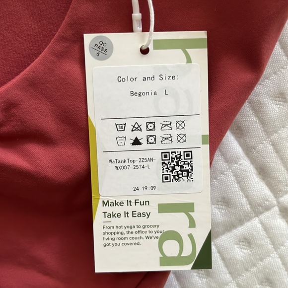 Halara In My Feels Double Straps Backless Twisted Workout Cropped Tank Top - Picture 6 of 8